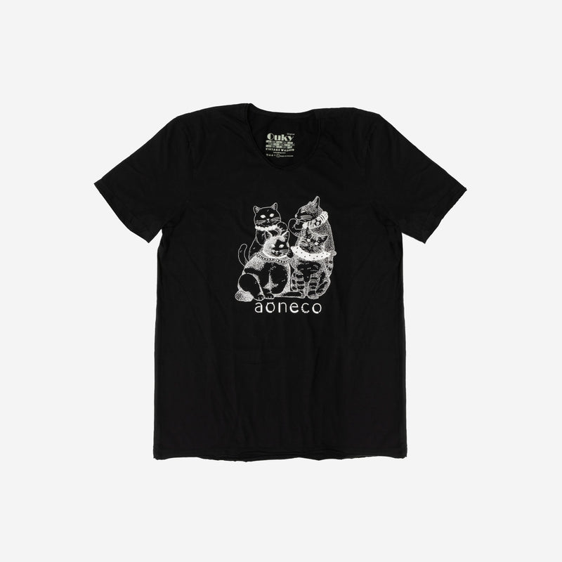 【直営限定】「4匹のネコ」プリントTシャツ